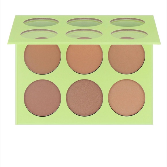 NIB Pixi Book of Beauty Face Palette in Bronze Textures Natural Warmth Bronzers - Picture 1 of 3
